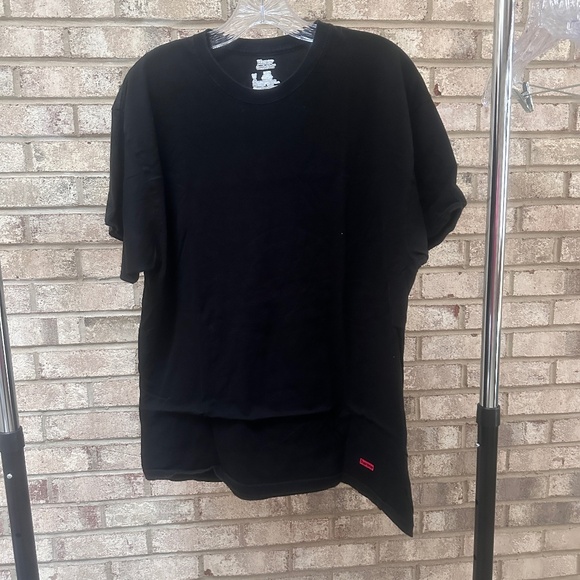 Supreme Hanes Black Short Sleeve Tee - Men's Large - Picture 1 of 3
